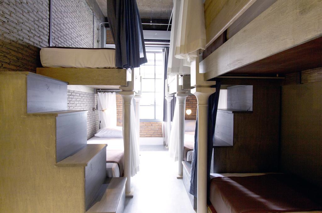 Oneday Hostel Sukhumvit 26 Бангкок Экстерьер фото