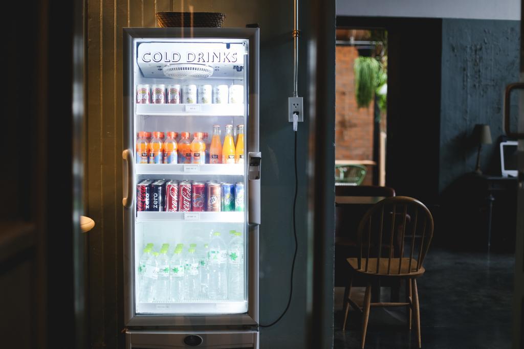 Oneday Hostel Sukhumvit 26 Бангкок Экстерьер фото
