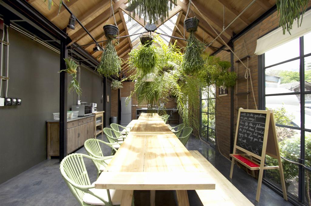 Oneday Hostel Sukhumvit 26 Бангкок Экстерьер фото