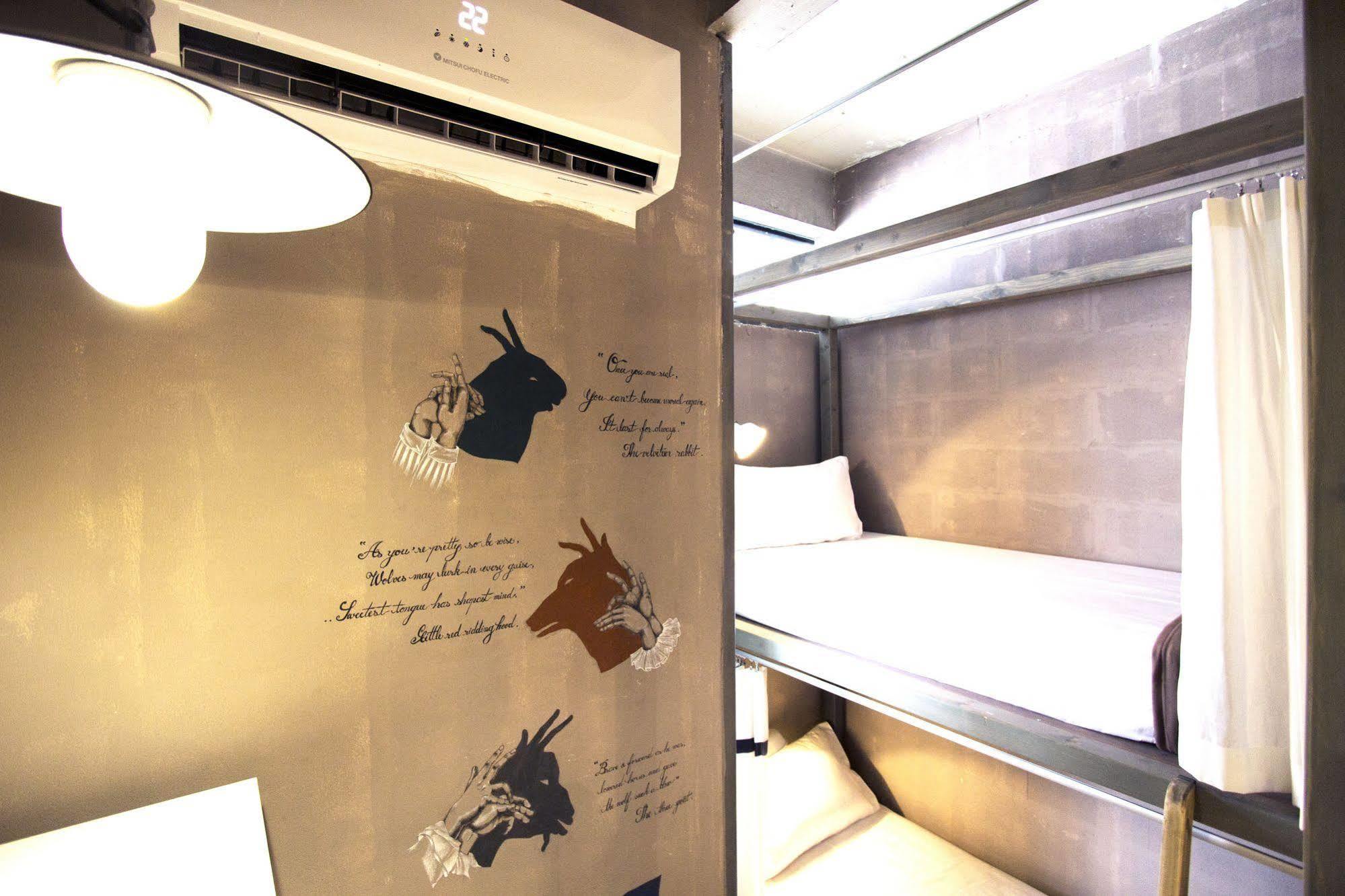 Oneday Hostel Sukhumvit 26 Бангкок Экстерьер фото